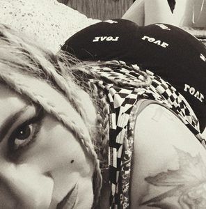 Meet your Posher, Sherry